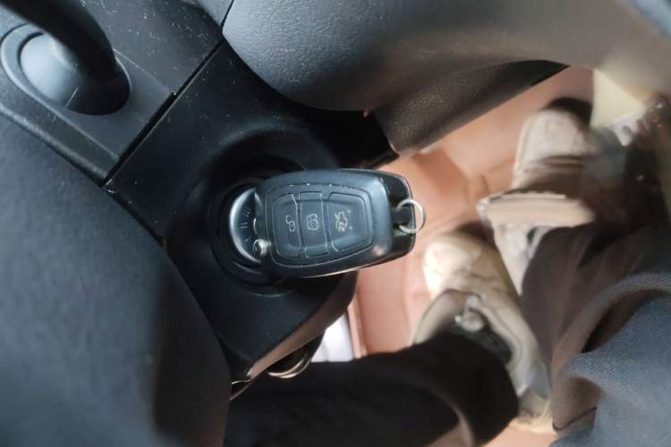 Used Ford Focus 2012 Hatchback 1.6L Manual Comfort Model
