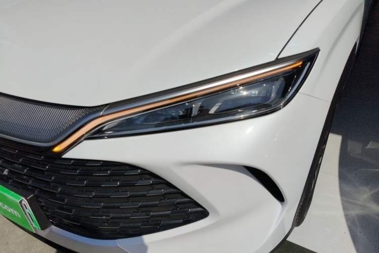 Used BYD Song L DM-i 2024 112 km Leading Edition
