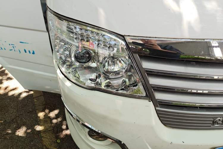 Used Golden Dragon Hiace 
