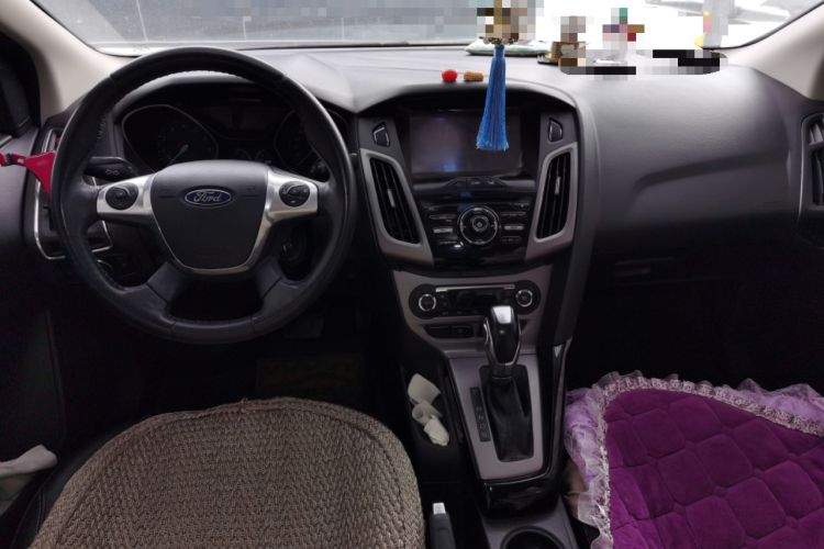 Used Ford Focus 2012 Sedan 1.6L Automatic Fashion Edition