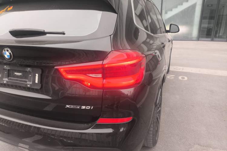 Used BMW X3 2020 xDrive30i Luxury Model with M Sport Package
