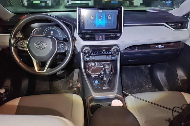 Used Toyota RAV4 2020 2.0L CVT Four-Wheel Drive Prestige Edition