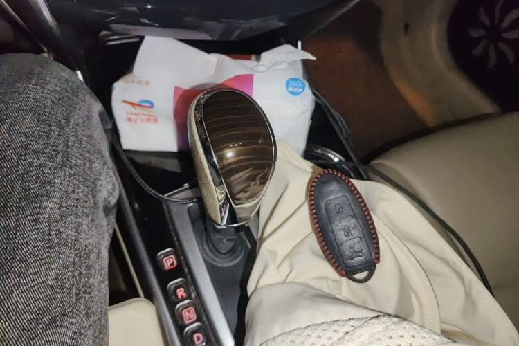 Used Nissan Teana 2013 2.5L XL Leading Edition Gear Lever