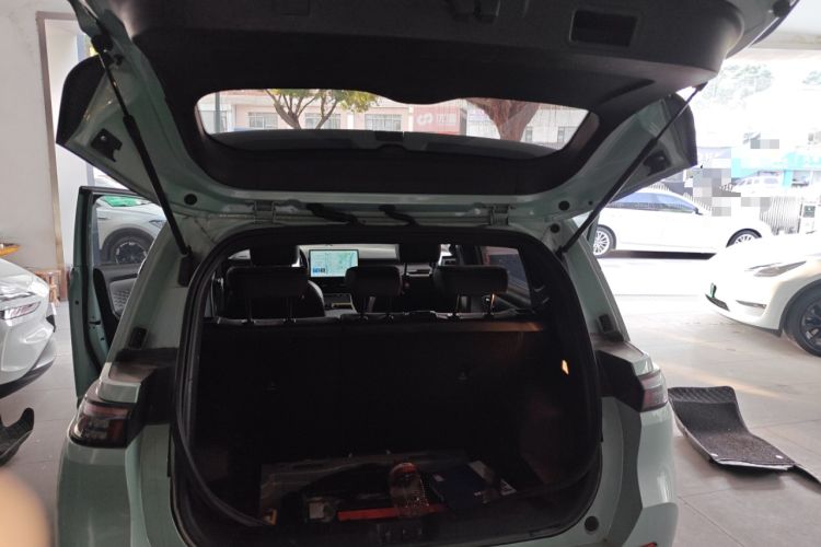 Used AION Y 2022 70 Tech Edition Lithium Iron Phosphate
