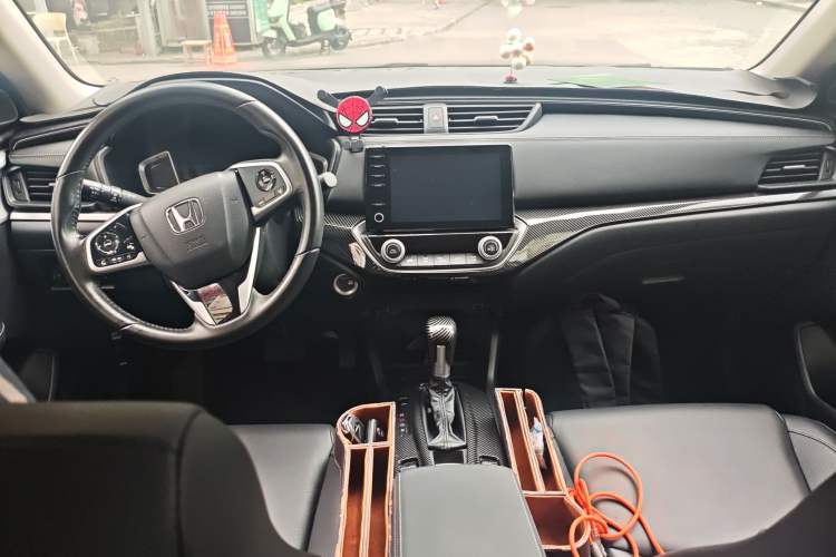 Used Honda Envix 2019 180TURBO CVT Prestige Edition China VI Center Console