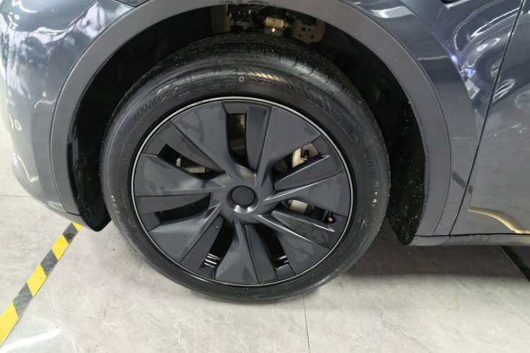 Used Tesla Model Y 2024 Rear-Wheel-Drive Version