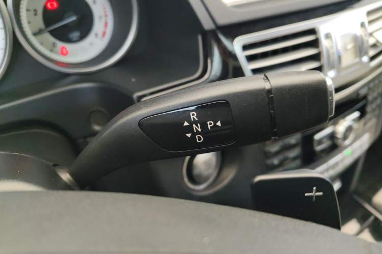 Used Mercedes-Benz E-Class 2015 E 260 L Sport & Fashion Model