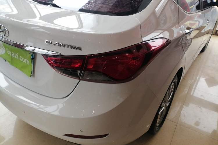 Used Hyundai Elantra (5th Generation / Langdong) 2016 1.6L Manual Luxury Model