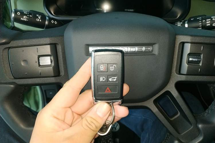 Used Land Rover Defender 2023 110 3.0T P400 75th Anniversary Legend Edition
