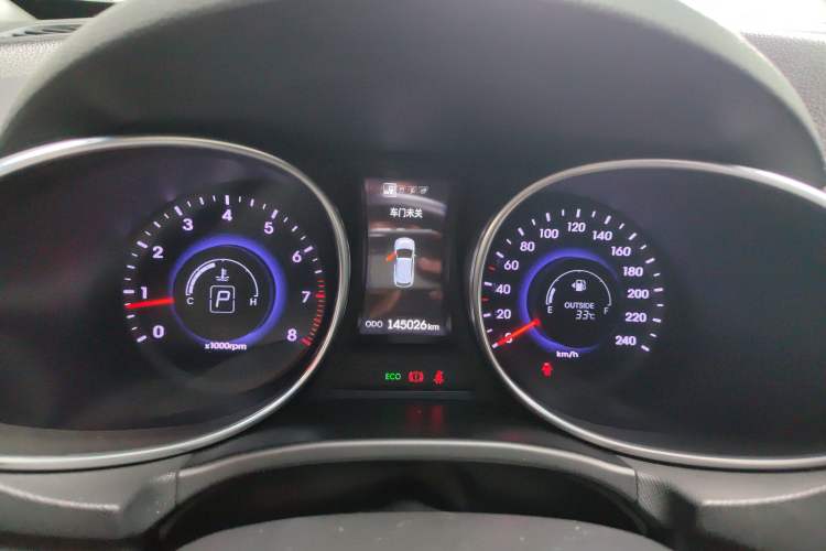 Used Hyundai Santa Fe 2013 2.4L Automatic Two-Wheel Drive Smart Version