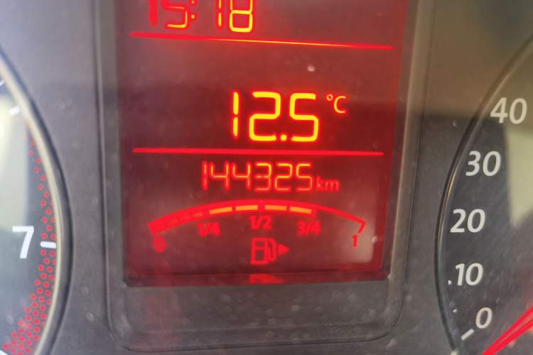 Used Volkswagen Polo 2013 1.4L Manual Fashion Edition Odometer Close Up