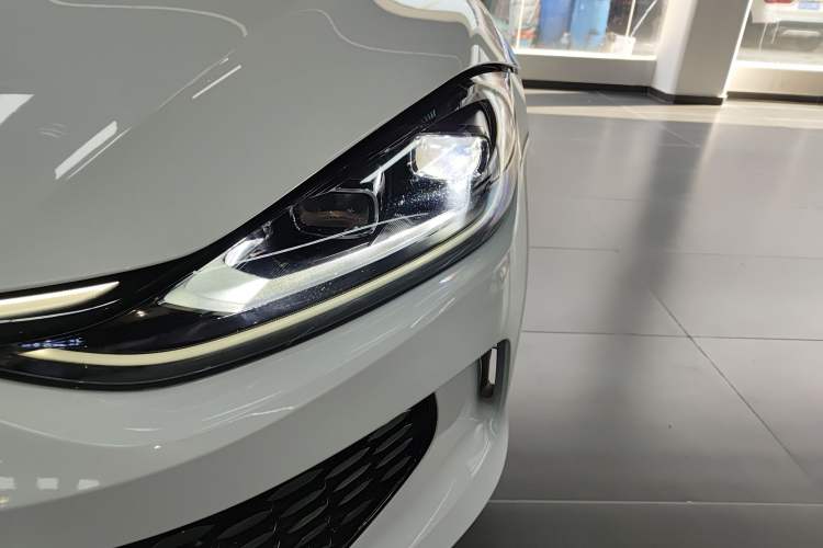 Used Volkswagen Lamando 2024 Lavida L 280TSI DSG Cool & Spicy Edition
