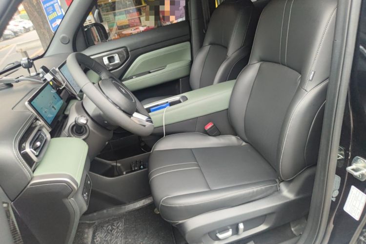 Used Baojun Spark EUV 2025 Flagship Edition 5 Seats Left Front Seat