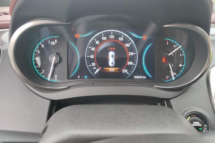 Used Buick LaCrosse 2013 2.4L SIDI Luxury Comfort Edition Odometer Close Up