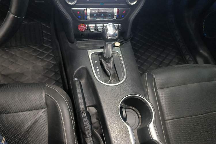 Used Ford Mustang 2020 2.3L EcoBoost Gear Lever
