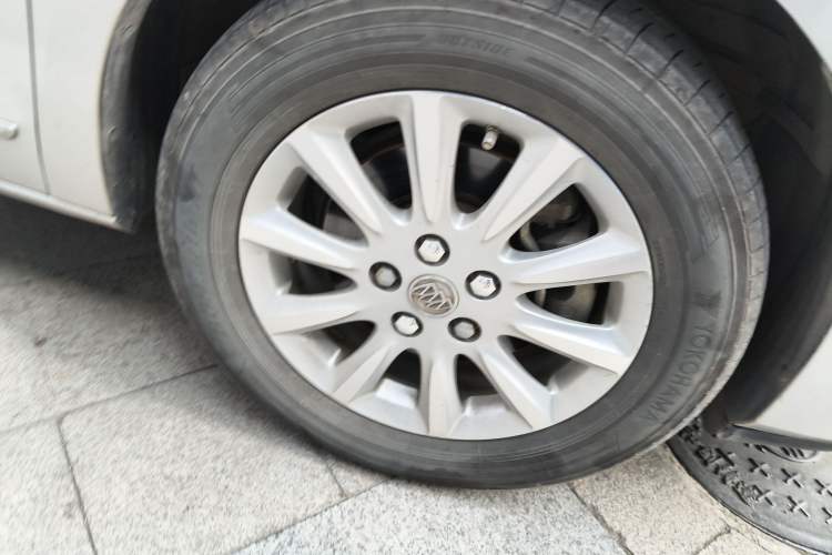 Used Buick GL8 2011 3.0L XT Luxury Business Flagship Edition
