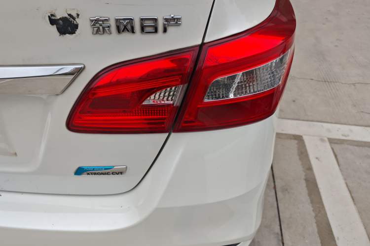 Used Nissan Sylphy 2019 1.6XV CVT Smart Connect Luxury Edition China VI Standard Exterior 3