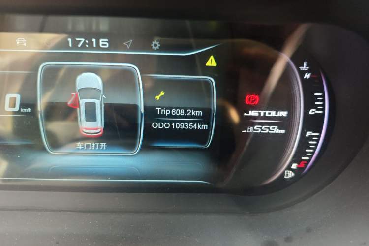 Used JETOUR X90 2019 1.5T Automatic Enjoyment Model 5 Seats China V Emission Standard Odometer Close Up