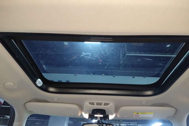 Used MINI MINI 2023 1.5T COOPER Artist
