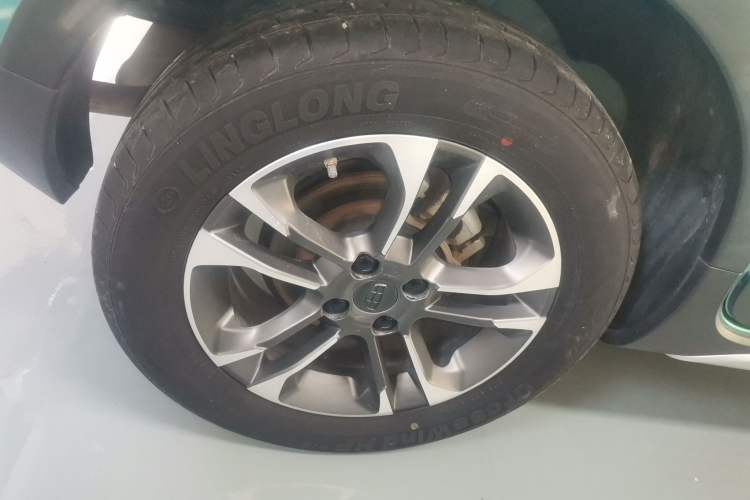 Used Geely Auto Vision X3 2019 Upgraded Model 1.5L Manual Elite Version