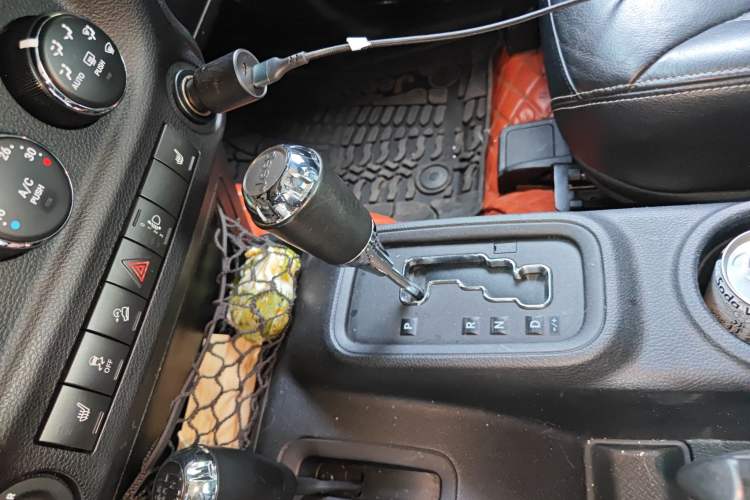 Used Jeep Wrangler 2015 3.6L Rubicon Two-Door Comfort Edition