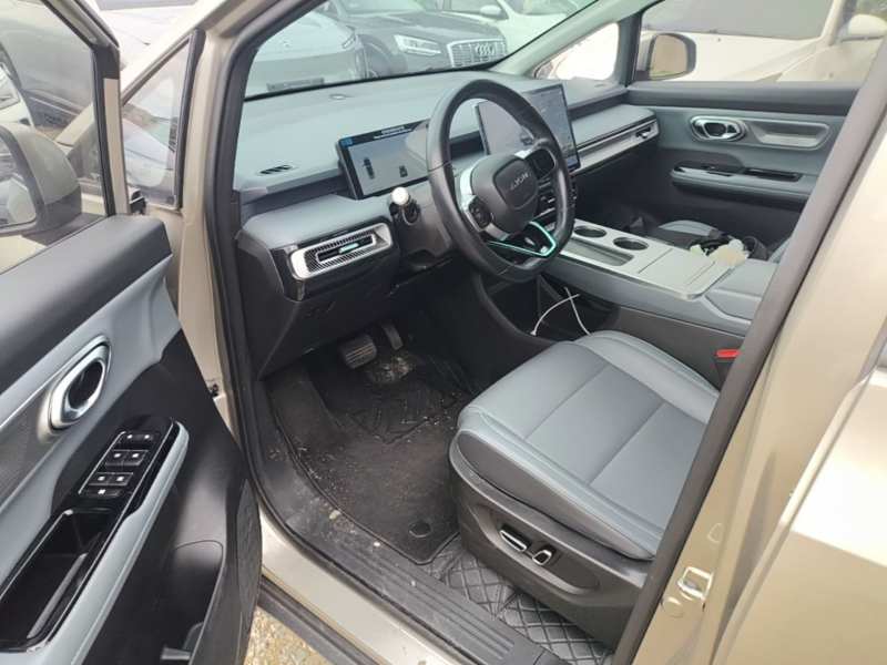 Used AION Y 2023 Plus 510 Smart Edition — 15