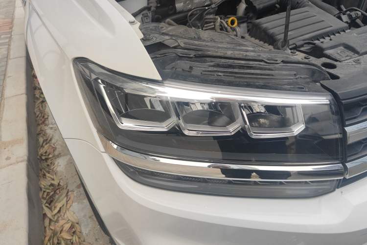 Used Volkswagen Tharu 2021 280TSI Two-Wheel Drive Comfort Edition Right Front Headlight