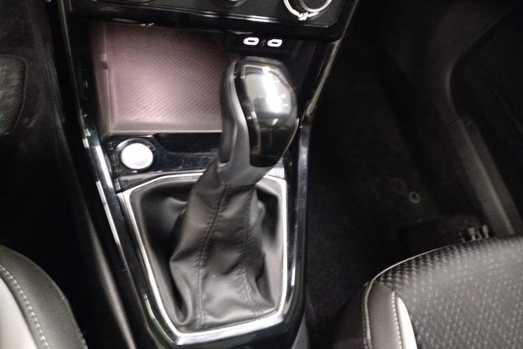 Used Volkswagen Tacqua 2021 1.5L Automatic Yue Zhi Lian Edition Gear Lever