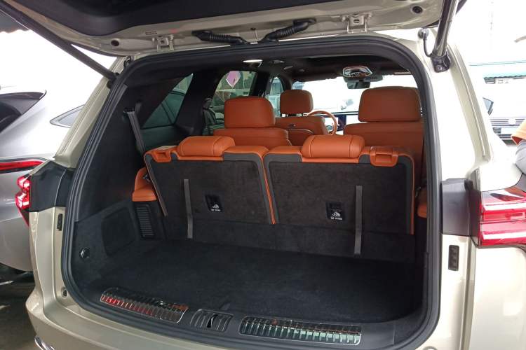 Used Wey Lanshan 2023 Four-Wheel Drive Ultra-Long Range Version
