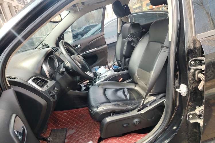 Used Dodge Journey 2014 2.4L Two-Wheel Drive Touring Edition