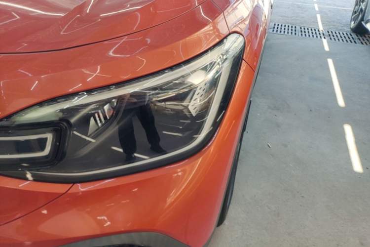 Used Volkswagen ID.6 CROZZ 2021 Long-Range PRO Edition Left Front Headlight