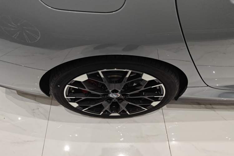 Used BMW M235L 2025 M235L Right Rear Wheel Hub