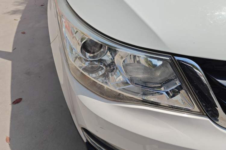 Used Baojun 730 2016 1.8L iAMT Luxury Model 7 Seats