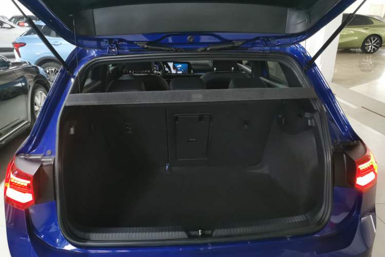 Used Volkswagen Golf 2021 280TSI DSG R-Line
