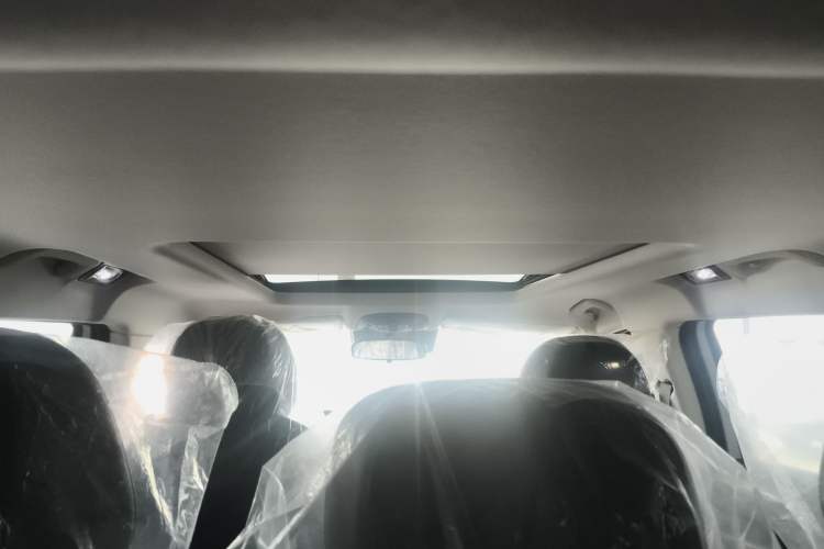 Used EXEED Lingyun 2025 300T Two-Wheel Drive Starry Edition