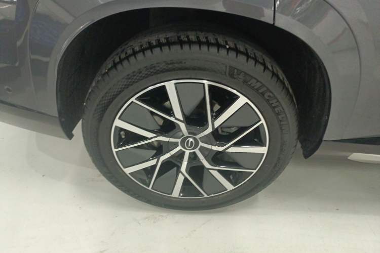 Used GAC Trumpchi Xiangwang S7 2025 205 km Max LiDAR Version Exterior 5