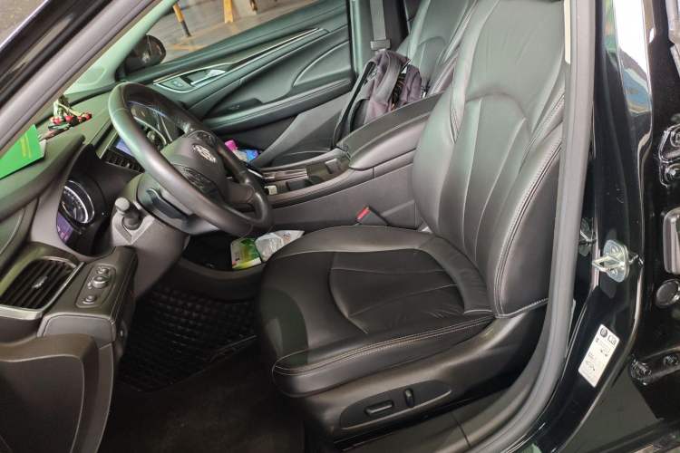 Used Buick LaCrosse 2021 552T Luxury Version
