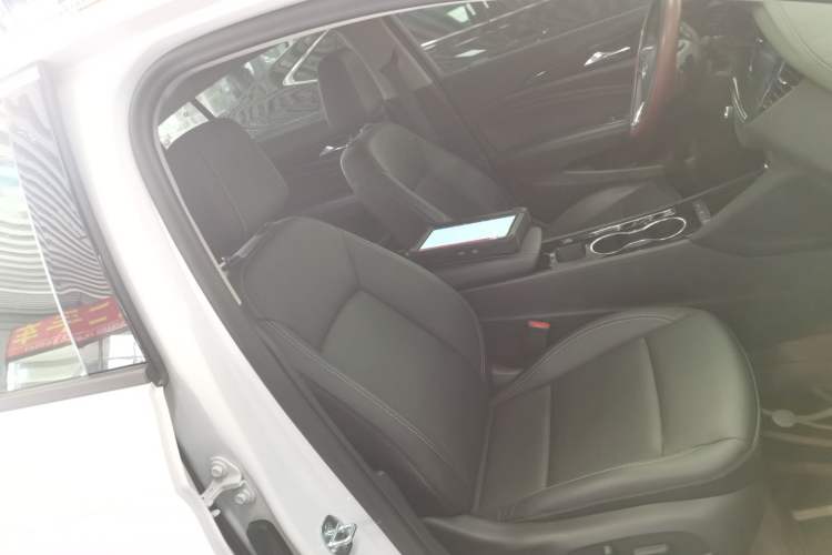 Used Buick Regal 2024 Revised 25T Ultra-Comfort Edition