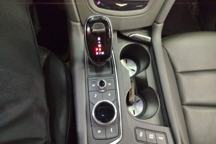 Used Cadillac XT6 2020 28T Six-Seater Four-Wheel-Drive Luxury Version
