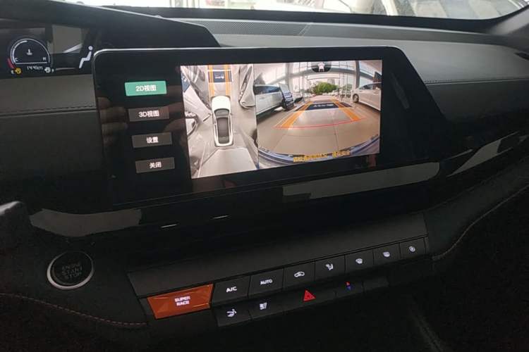 Used CHANGAN UNI-V 2024 1.5T High-Energy Version Audio And AC Panel