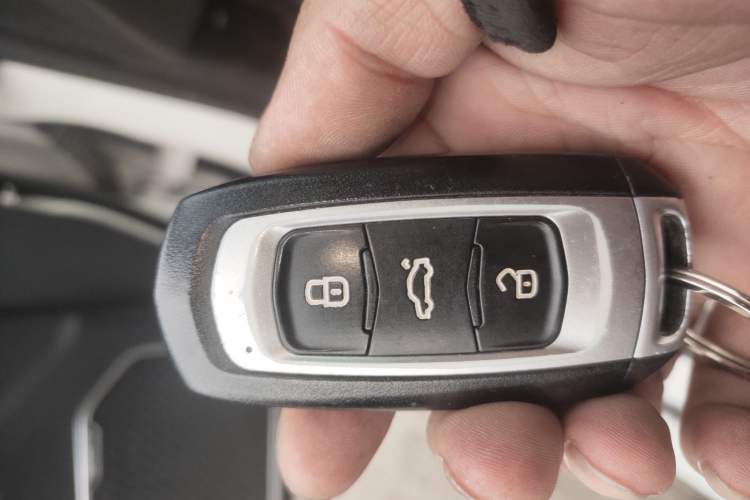 Used Geely Auto Emgrand GT 2016 2.4L Comfort Version
