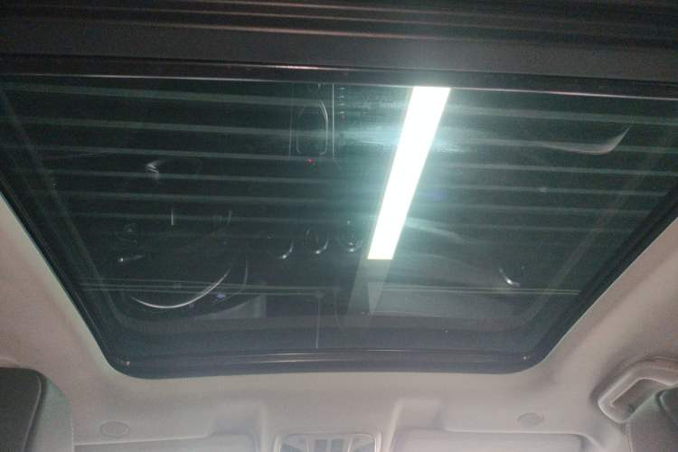 Used Wey VV6 2021 2.0T Two-Wheel Drive Smart Plus