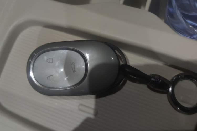 Used Nio ES6 2024 75 kWh
