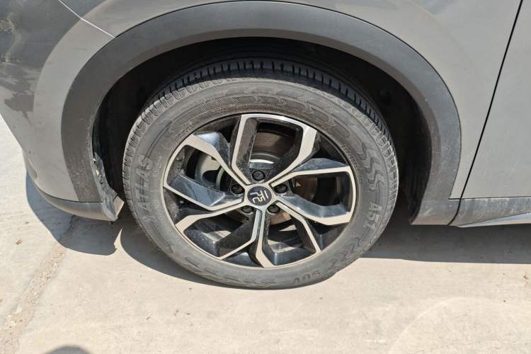 Used BYD Yuan PLUS 2024 Honor Edition 430KM Beyond Model Left Front Wheel Hub