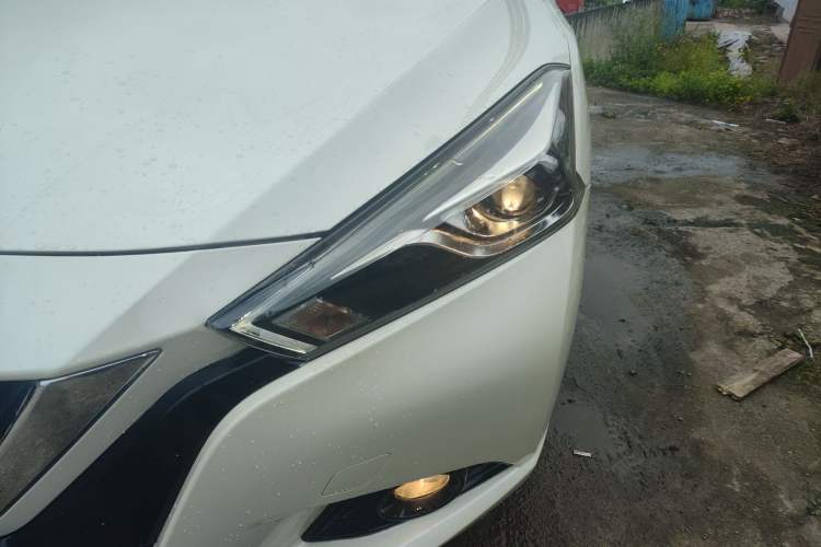 Used Nissan Lannia 2016 1.6L Manual Cool Edition
