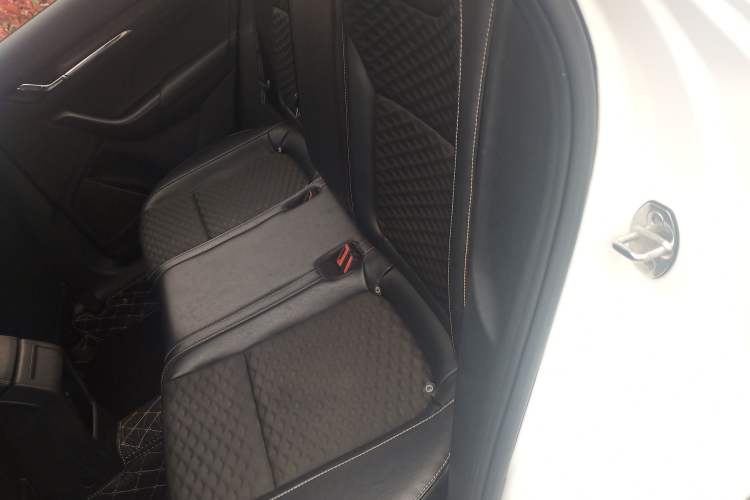 Used Skoda Kamiq 2020 1.5L Automatic Comfort Edition Left Rear Seat