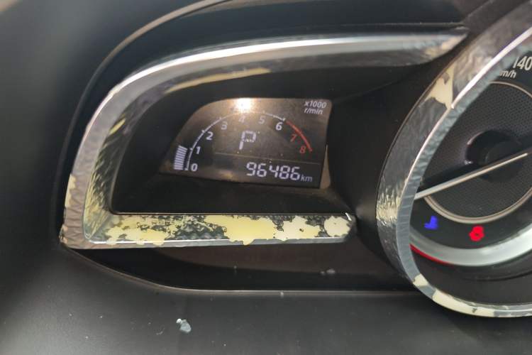 Used Mazda 3 Axela 2016 Sedan 1.5L Automatic Comfort Model Odometer Close Up