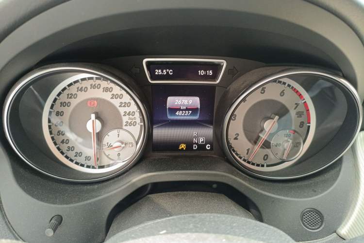 Used Mercedes-Benz CLA 2016 CLA 200 Sport Edition Odometer Close Up