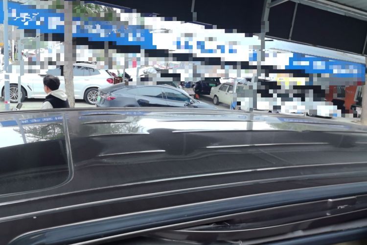 Used Buick GL8 2023 Facelifted Land Cruiser Executive Luxury Version
