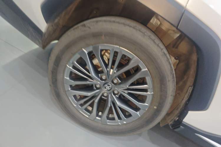 Used Toyota Wildlander 2023 2.0L CVT Four-Wheel Drive Luxury PLUS Edition
